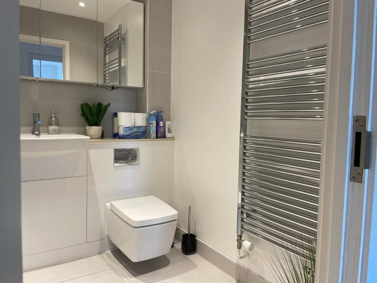Apartament Modern & Spacious Penthouse In North Londyn Zewnętrze zdjęcie